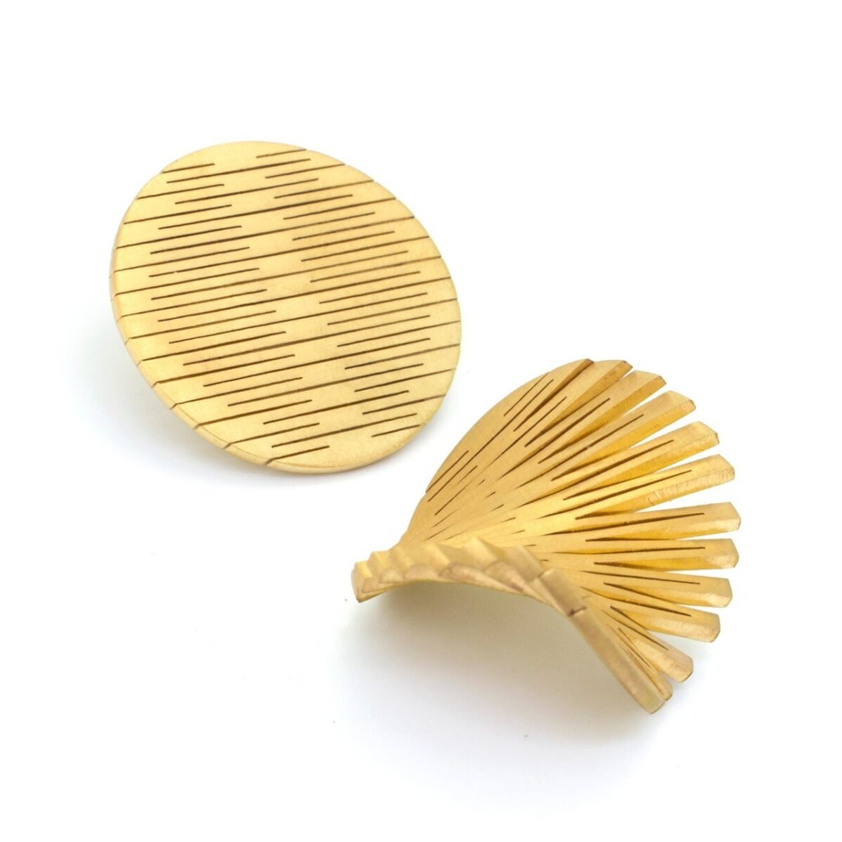 Liquify Classic Circle Earrings - Image 4