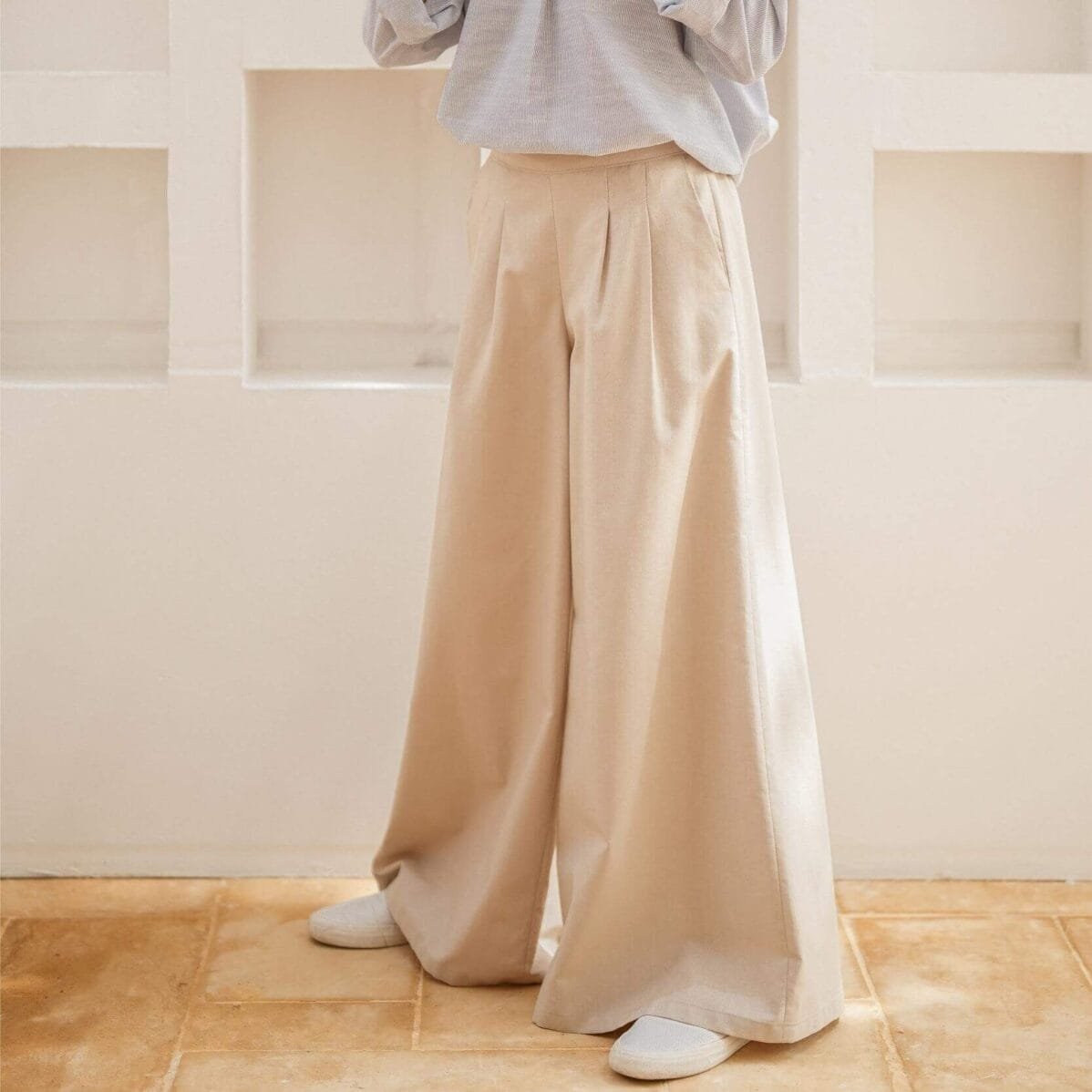 City Flow Wide Leg Pants - Image 11