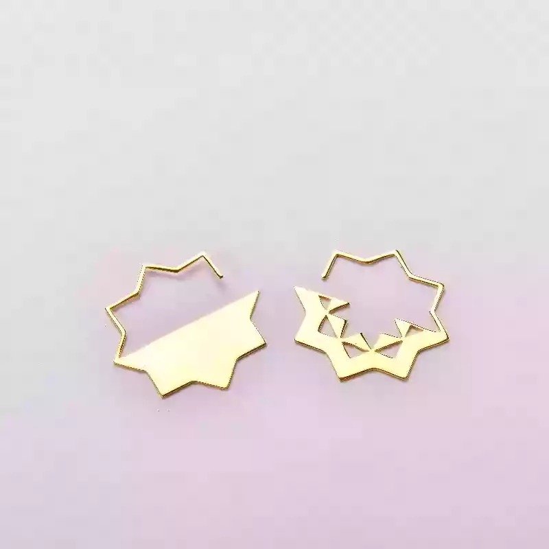 In-and-out Stars Asymmetrical Earrings