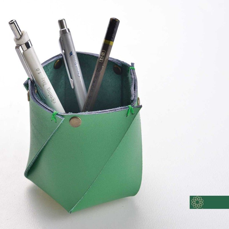Leather Pen Holder