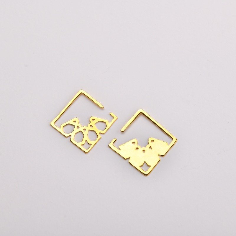 Lifted From The Floor Square Pattern Earrings