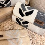 Soumak Small Handbag - Image 8