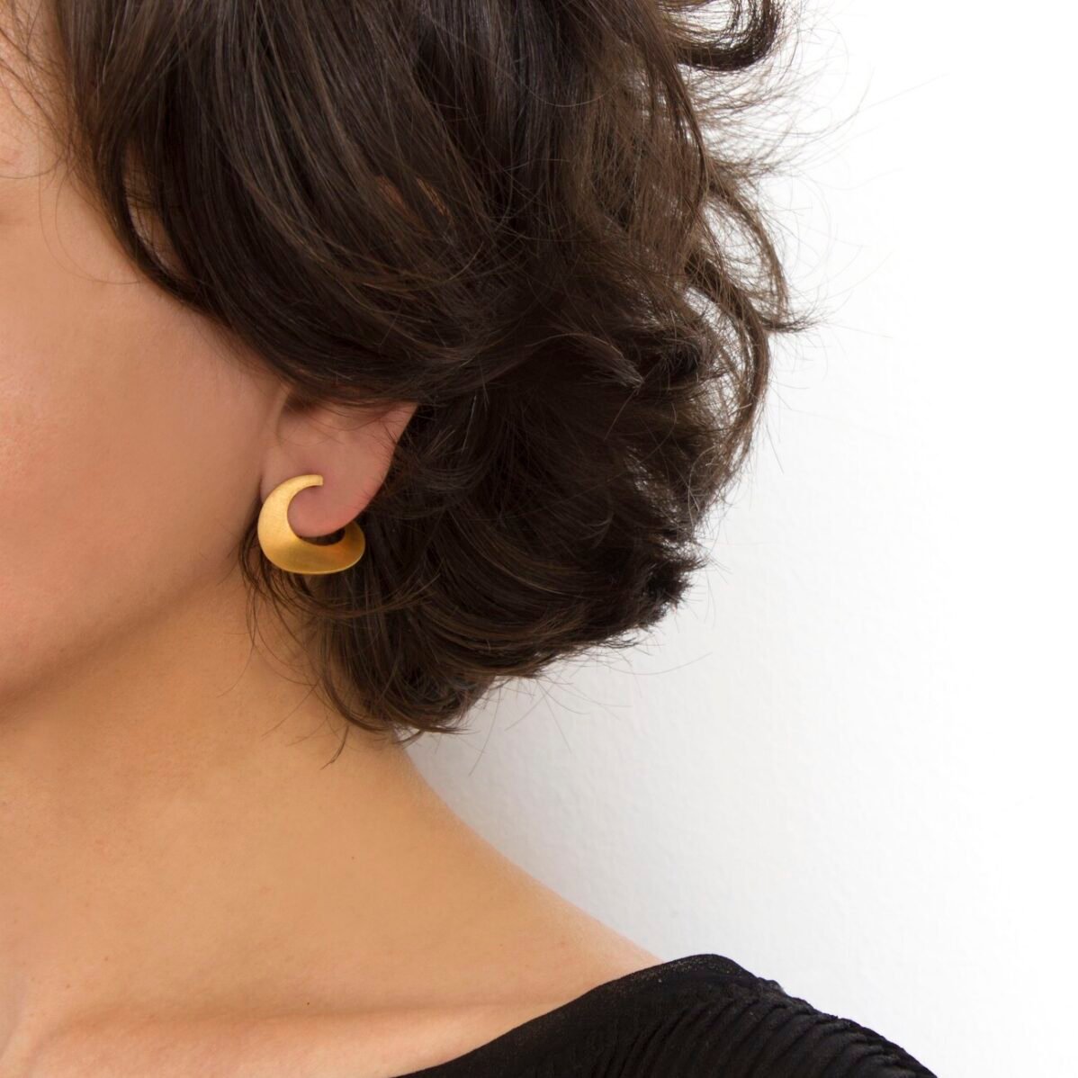 Circular Earrings - Image 5