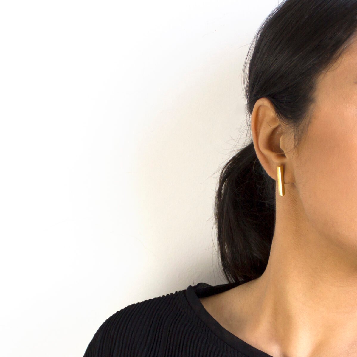 The Line Small Earrings - Image 2