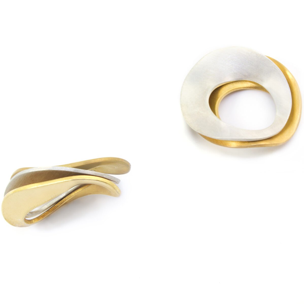 Twist Circular Ring - Image 3